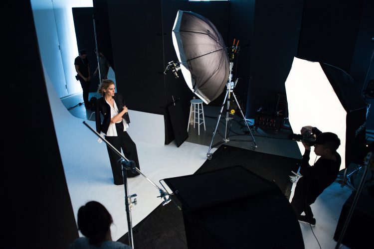 Olivia Palermo | Pouca cintura | https://cademeuchapeu.com